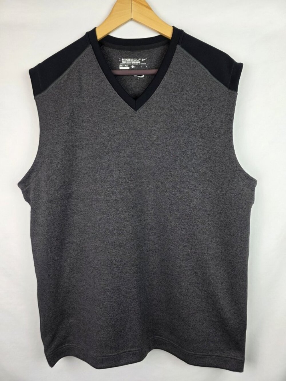 Nike Golf Vest Men's Size Large Gray Dri-Fit Tour Performance Sleeveless Top